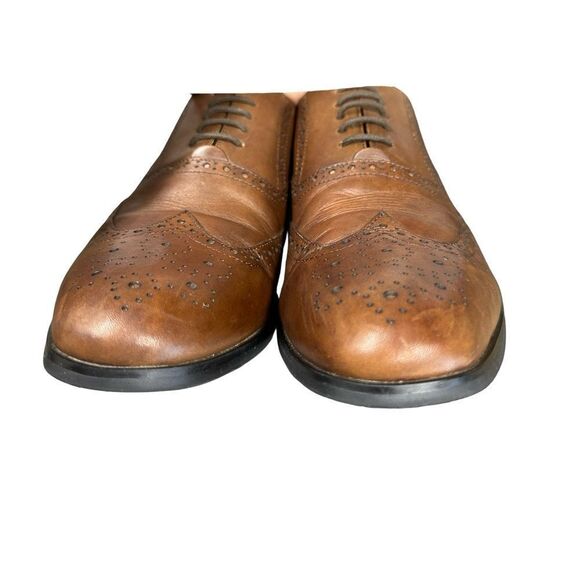 EXPRESS Tan Leather Wingtip Lace Up Oxford Worn Once Size 10 - Picture 9 of 16